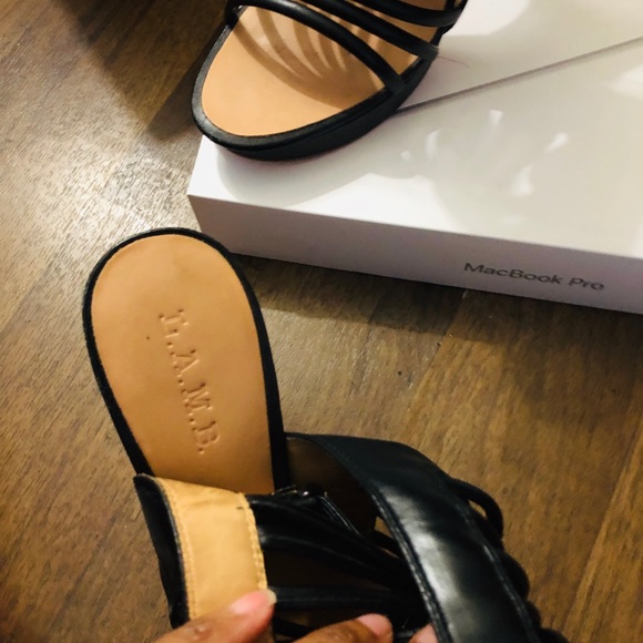 Strappy platform heel - Picture 4 of 5